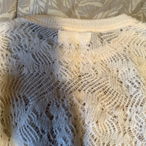 Vintage Abercrombie Cream Lace Sweater - Picture 9 of 9